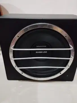 Audio mobil seperti baru