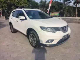 Nissan xtrail 2,5 at kamera 360