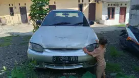 2000 Hyundai Accent GLS A/T