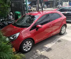 Kia Rio 2012 Bensin