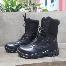 Sepatu boots PDL Tactical Titans Gear Merc MD Black (harga asli 1.2jt)