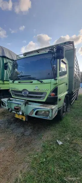 DIJUAL TRUK FUSO HINO TAHUN 2014