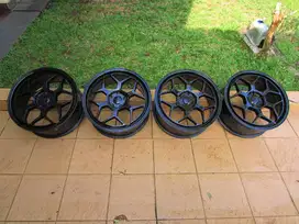 [Batal Pakai] Velg HSR 18” Tipe GRY - PCD 5 x 114 - Lebar 8