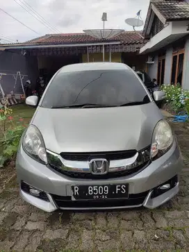 MOBILIO KONDISI ISTIMEWA MURAH