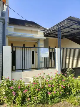 Dikontrakkan Rumah Daerah Benowo