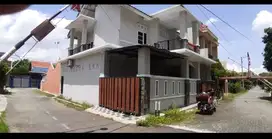 Dijual Rumah 2 lantai. griya mejasem