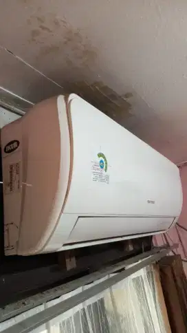 AC 1 PK Polytron Inverter