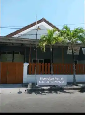 Disewakan Rumah 2 lantau Sutorejo Indah Surabaya Timur  Siap Huni