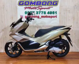 HONDA PCX ABS 2018 . PCX 150 ABS gold