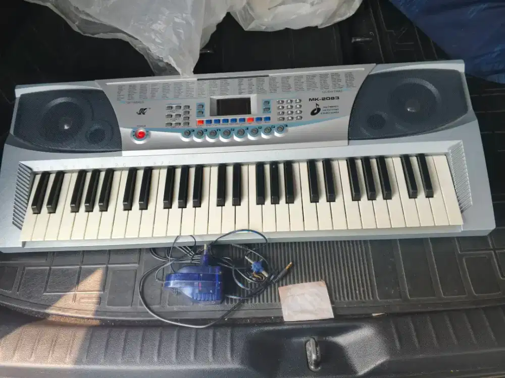 Jual keyboard murah meriah kondisi bisa pakai