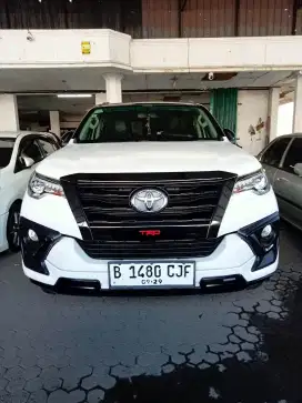 Toyota fortuner kick sensor trd 2019 at diesel