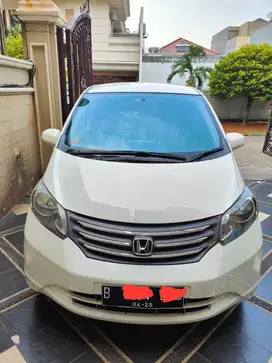 Honda Freed PSD 2010 Second - Tangan Pertama