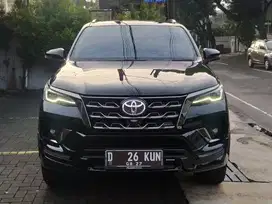 Fortuner VRZ GR 2.8 AT th 2022