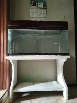 Aquarium dan meja