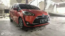 Toyota Sienta Q Matic 2016