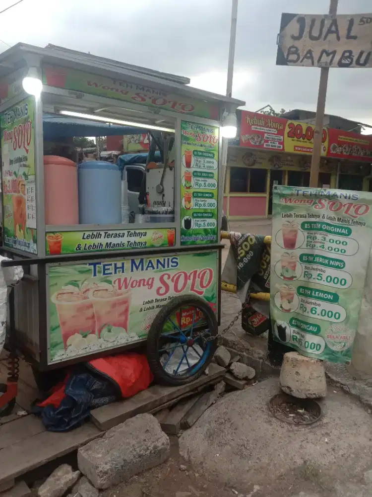 Jaga es teh solo