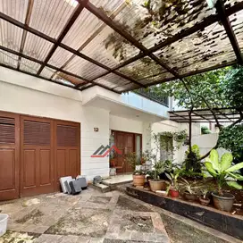 Rumah Siap Huni Dalam Komplek Puri Cinere