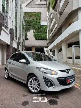 Mazda 2 HB RZ TDP 15 JUTA MOBIL SIAP PAKAI