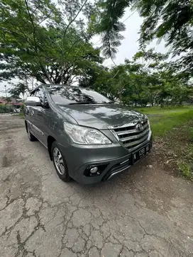 TOYOTA KIJANG INNOVA DIESEL 2.5 G 2015 ISTIMEWA