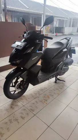 HONDA VARIO 160 CBS 2022 - GRANDE BLACK MATTE