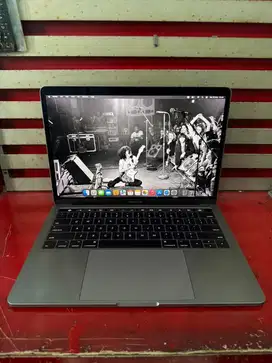 MACBOOK PRO 2017 TOUCHBAR 8GB/256GB