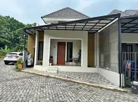 Jual Rumah Cluster Posisi Hook di Banyumanik Semarang