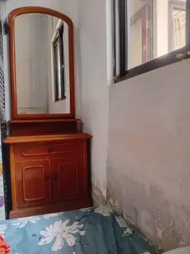 Meja Rias Jadul