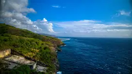 Tanah Karang Los Tebing di Pejukutan Nusa Penida Bali Ocean View