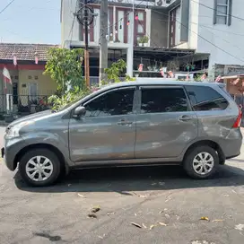 Daihatsu Xenia 2015 1000cc