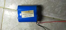 Baterai LIPO 4 bekas