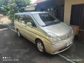 Nissan Serena 2005 Bensin