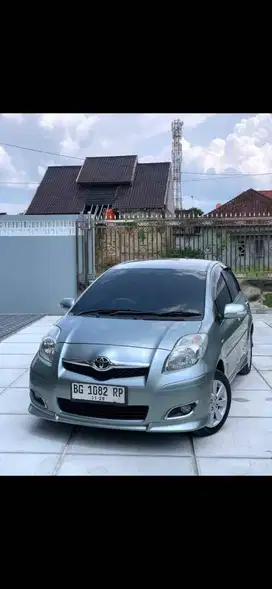 Yaris type s 1.5 bensin MT tahun 2011