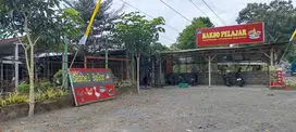 Dijual Resto dan Cafe