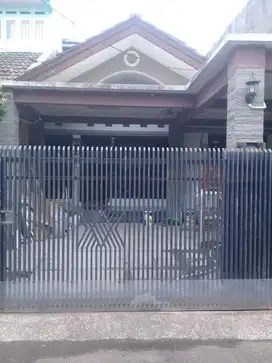 DIJUAL RUMAH STRATEGIS ASRI SIAP HUNI RENGASDENGKLOK ANTAPANI BANDUNG