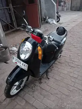 Honda Scoopy-FI 2013