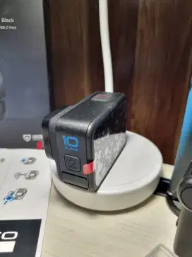 GOPRO HERO 10 RESMI ERAJAYA MASIH GARANSI MULUS LIKE NEW JARANG PAKAI