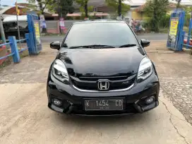 Di jual Brio RS 2016 warna hitam