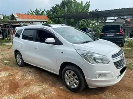 Chevrolet Spin 1.5 LTZ Bensin