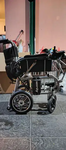 Kursi roda elektric wheelchair puma l serenity