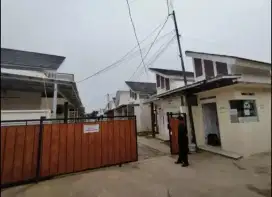 Disewakan Rumah di Cluster Puri Ardita2