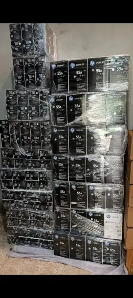 Penampungan tinta cartridge printer baru dan bekas