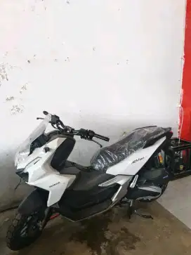 Adv 160 cbs white km1 tahun 2024