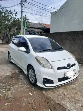 Toyota Yaris 2012 Bensin