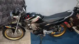 Honda megapro tahun 2005 modifikasi