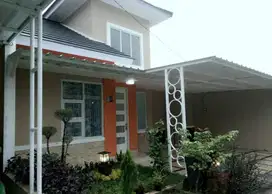 Disewakan Rumah Cluster Nyaman Full Furnish