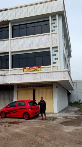 Jual Ruko 3,5 Lantai