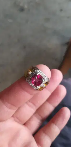 Batu cincin red topas