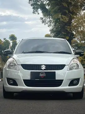 Suzuki Swift GX 1.4 AT 2013