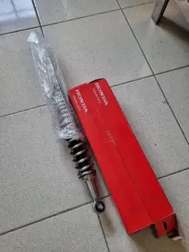 Shockbreaker belakang Honda Karisma Genuine Parts