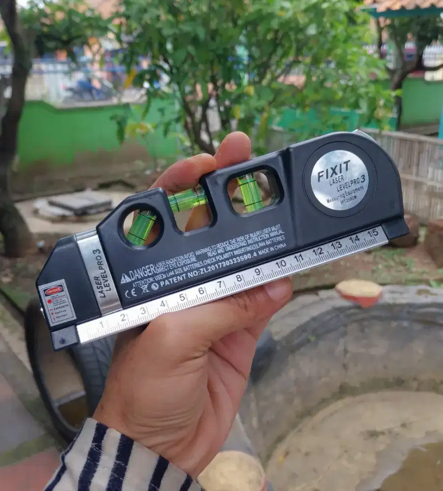 Fixit Level Pro 3 Penggaris Waterpass + Meteran Laser • 250cm •
